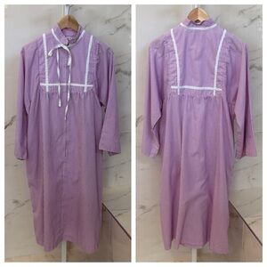 DAVID BROWN Vintage Striped Robe House Dress, purple & White, S